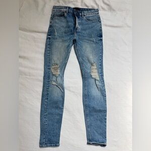 Distressed Skinny Jeans Size 32